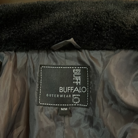 COPY - Buffalo jacket with gold accents - Picture 8 of 9